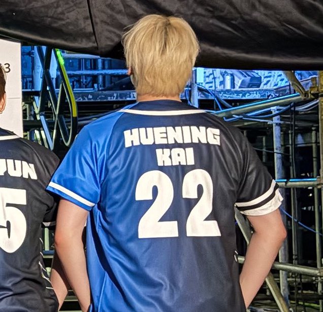 ねえ今更だけどさこれ遠近法とかそういう撮り方の問題ではなく
普通にガタイが良いの?????
えぐない？？？さらにパワーアップしてない？？？？？
えええええええええい
尚更揉みたいねﾓﾐﾓﾐﾓﾐﾓﾐ🚔