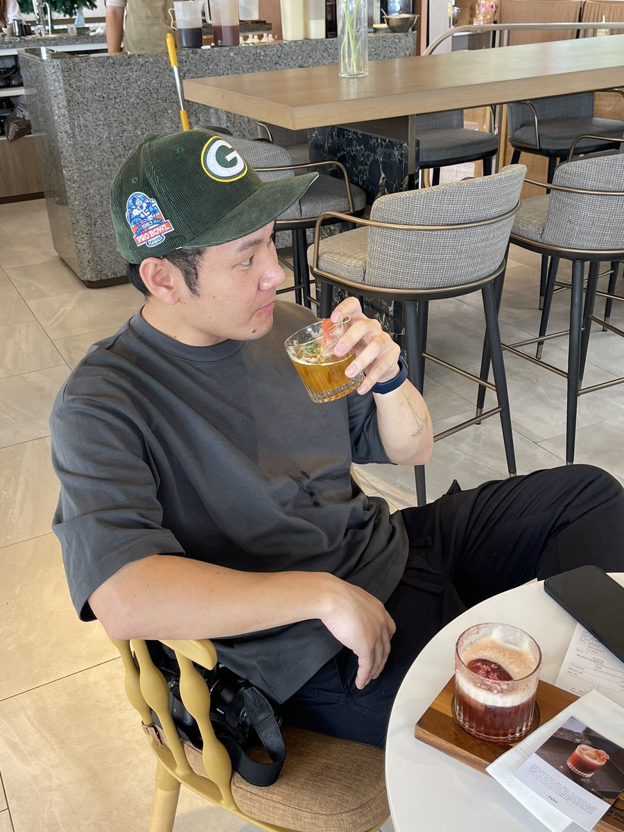 เหนื่อยก็พัก เราหากาแฟมาดื่มสักแก้ว 😄 cheers 🍻
P.s ชาย - เกย์ - สส ไม่ต้องทักหานะครับ ผมไม่ได้สนใจ 
#เชียงใหม่ #ลำพูน #กำแพงเพชร  #ชอบผู้หญิง #56ก็มีใจ