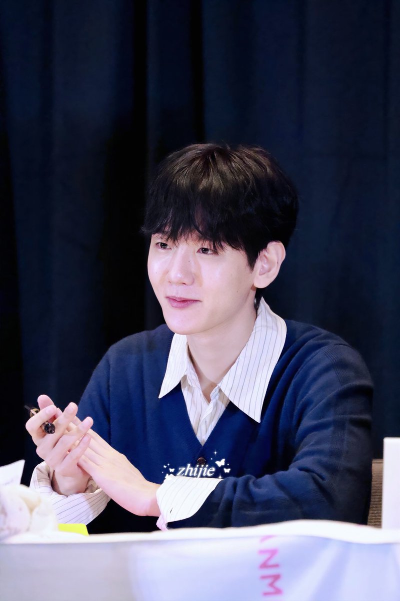 260131 대만 팬싸

인정👍🏻

#BAEKHYUN #백현 #변백현 #ベッキョン
<a href="/B_hundred_Hyun/">Baekhyun_EXO</a>