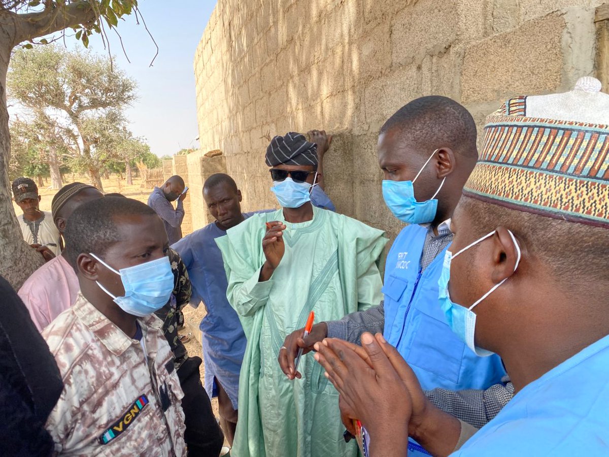 kano_cdc's tweet photo. KANO STATE GOVERNMENT MOVES TO PROTECT LIVES AS KNCDC CONDUCTS CASE MANAGEMENT IN GAMJI VILLAGE, GARKO LGA. https://t.co/cU4lj364K3