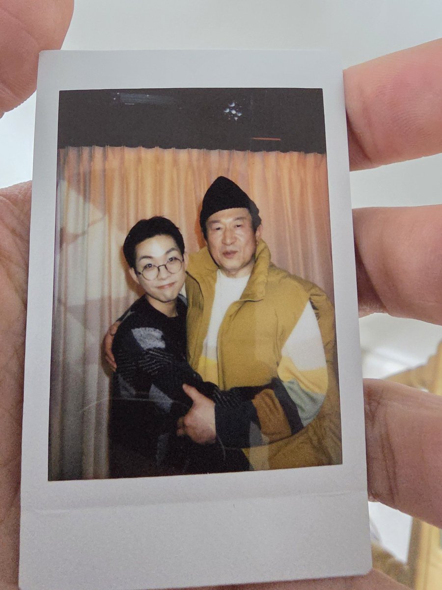 너무 따수운 사진이야아.. 응수씨네 오랜만에 봐야겠다