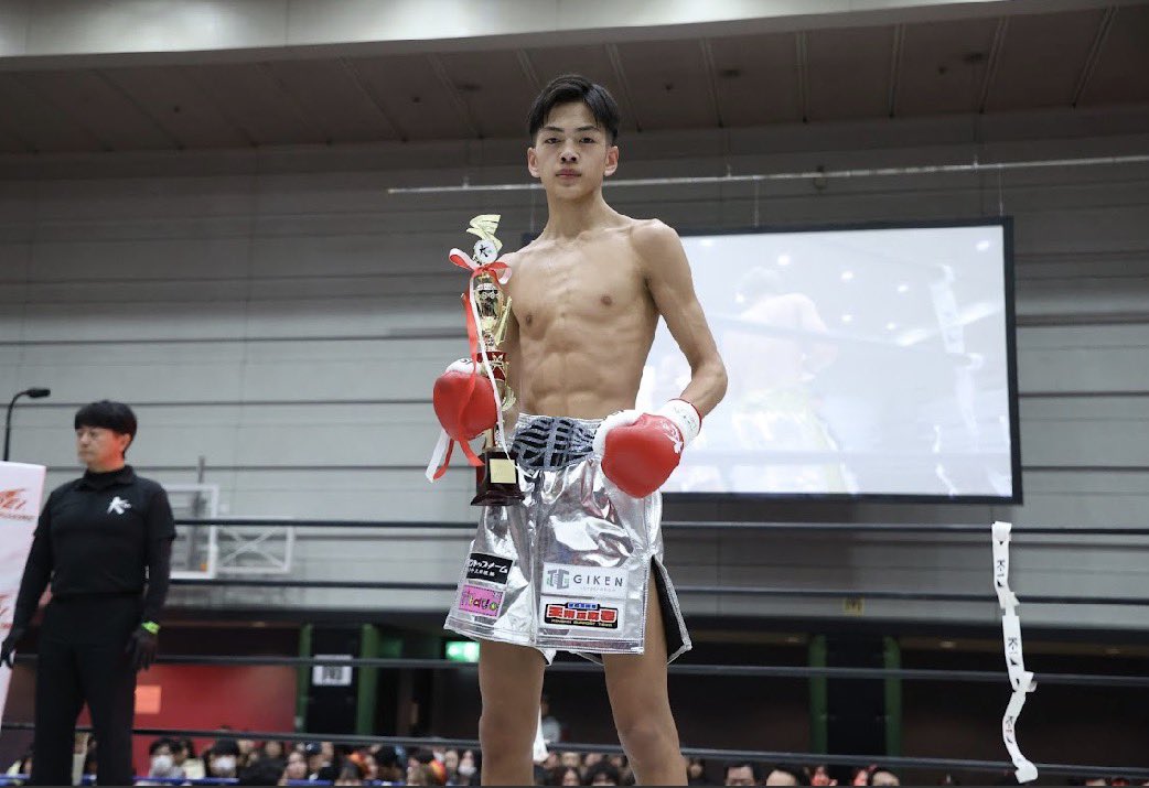 試合勝ちました！
全然ダメなんでもっと強くなります！
応援ありがとうございました！！

#Krush#田邉謙心