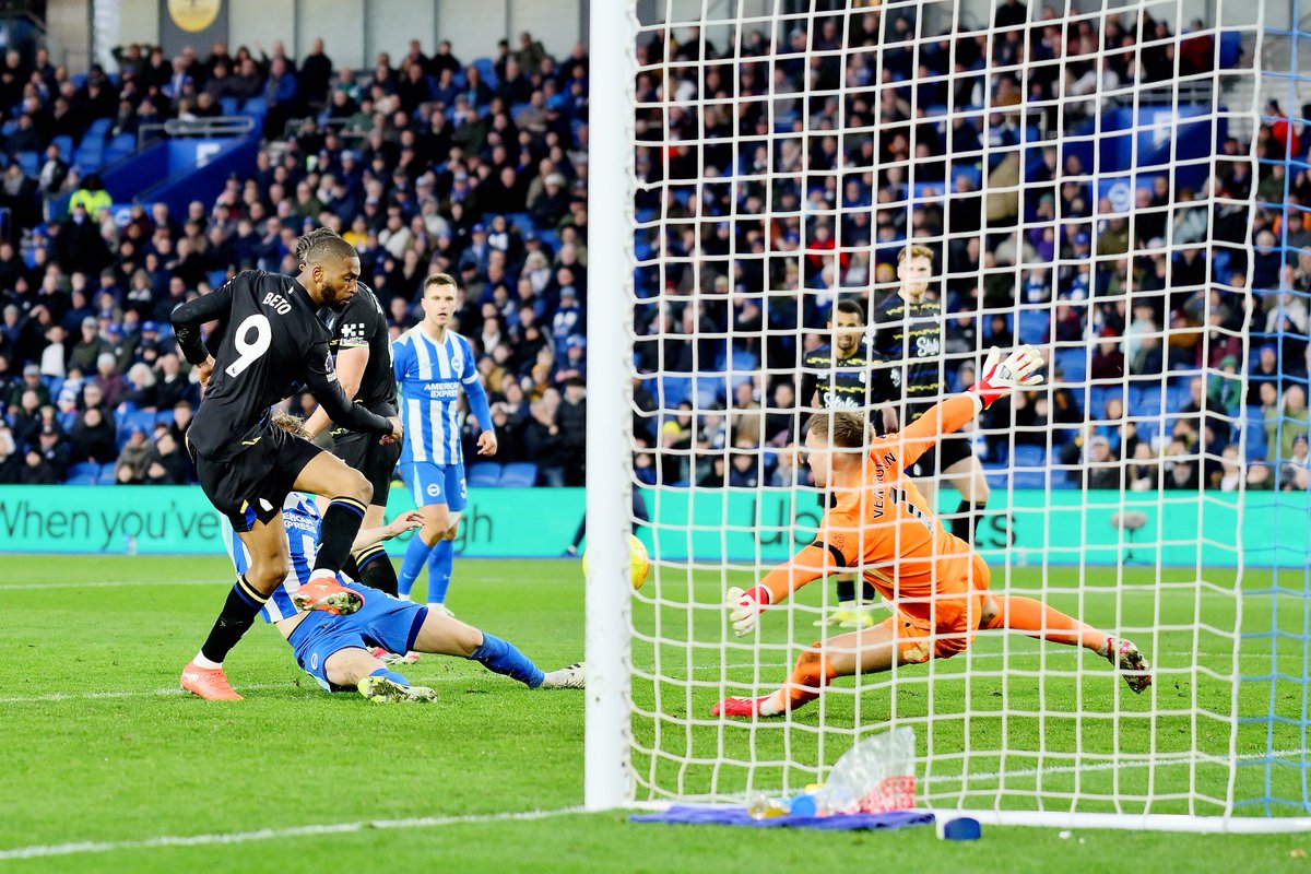 Everton's tweet image. 90+7. 👊