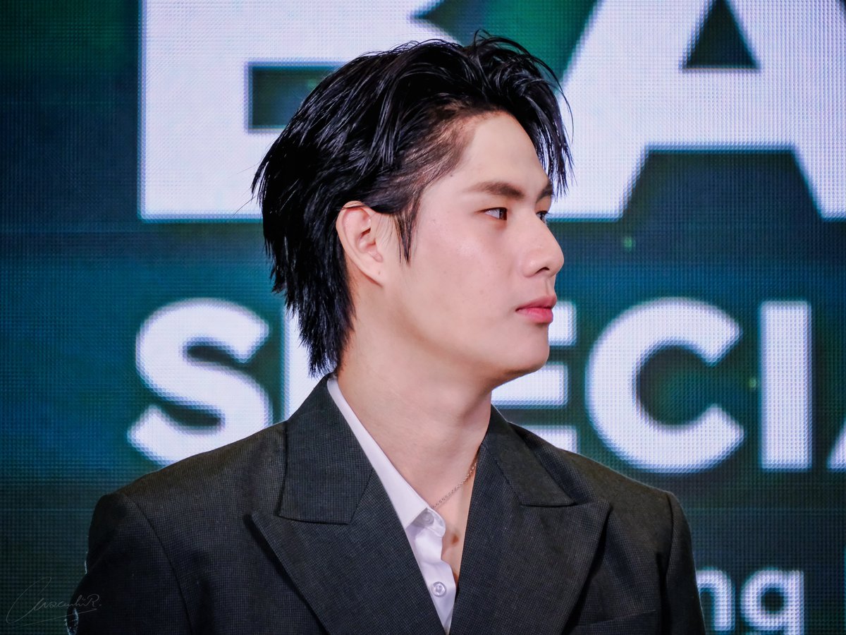 ไม่ว่าเจอเรื่องใด ฉันจะยืนอยู่ตรงนี้
ไม่ว่าทุกข์หรือสุข ฉันและเธอจะผ่านพ้นไป 🎶🌊

BAAC SPECIAL DAY WITH WINNY

#BAACSpecialDayxWinny 
#BAACSpecialDay #winynny