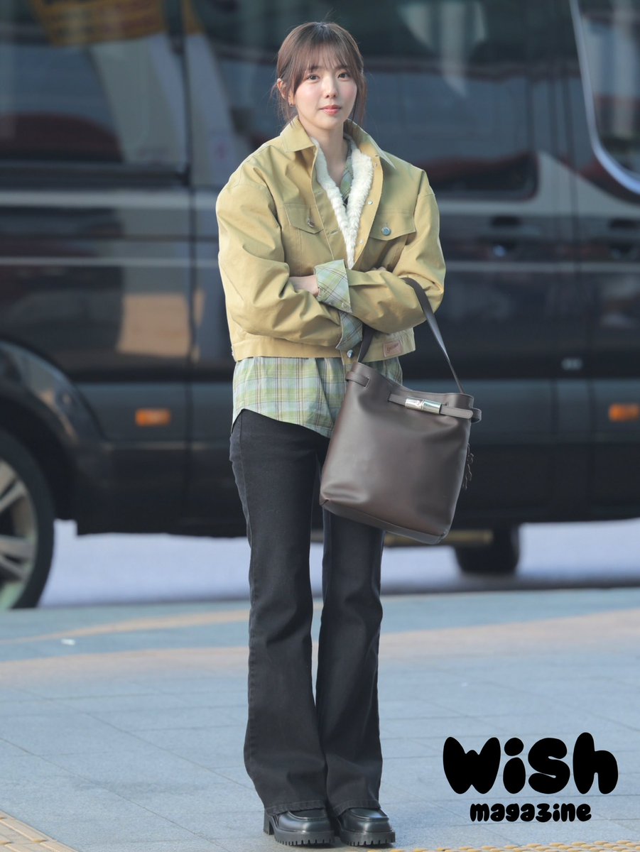 wishmagazine7's tweet photo. 260201 인천 출국

#채수빈 #CHAESOOBIN https://t.co/WKryq748eG