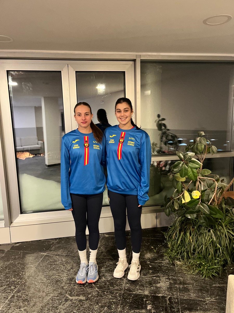 #guerrerasjuveniles #rfebm @etxebarribizi 

Nuestras jugadoras Iraia Berroeta y Janire Marina se encuentran desde el pasado viernes 30 trabajando en las jornadas de tecnificación nacional en el CAR de Sierra Nevada con las guerreras juveniles.

Zorionak chicas!!!
