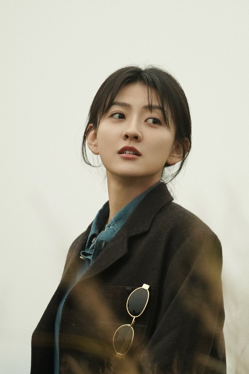 DailyLiangjie's tweet photo. 01.02.26
#liangjie Studio Weibo 🆙
"Melintasi belantara waktu, melintasi pemandangan empat musim, angin cerita bertiup sekali lagi."

#梁洁 #songran #Thewhiteolivetree #Twot1stAnniversary
#TheWhiteOliveTree1stAnniversary https://t.co/xNVqPCzki3