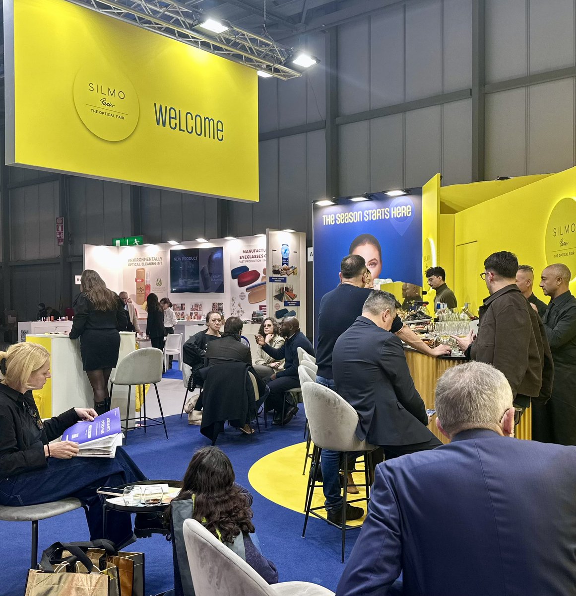 silmoparis's tweet image. 👋 Meetings, conversations and plans for #SILMOParis 2026 — we’re here and looking forward to meeting you on our booth !
📍 Hall 4 – A05