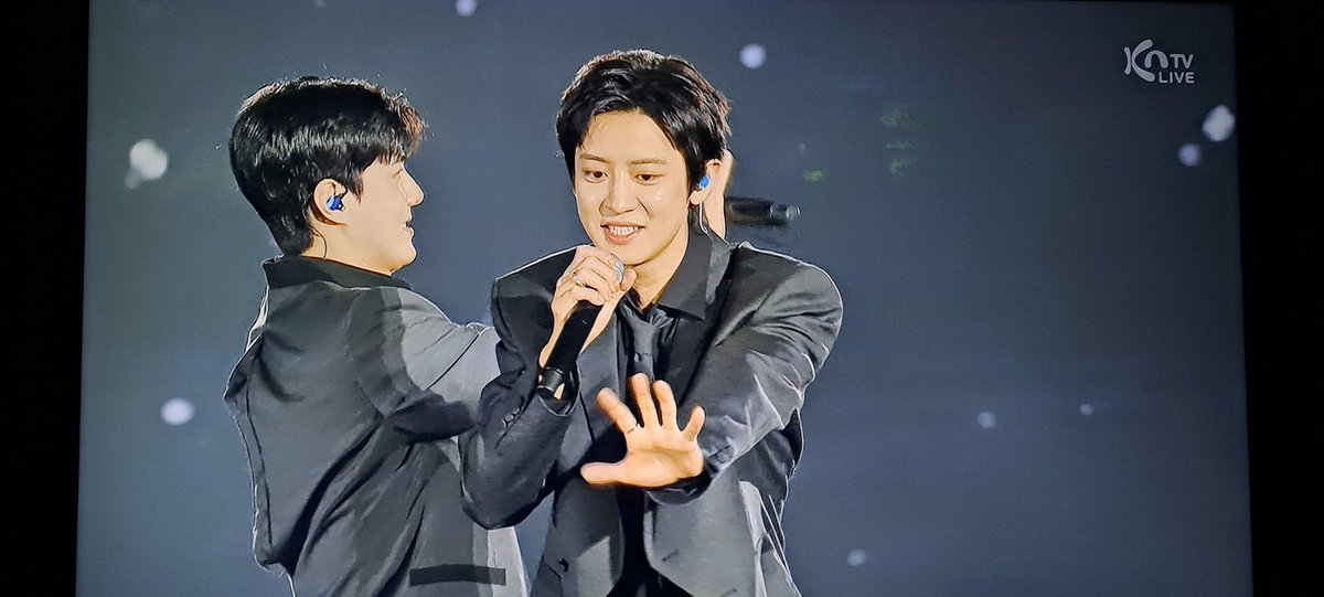 SMTOWN in FUKUOKA。#EXO #CHANYEOL