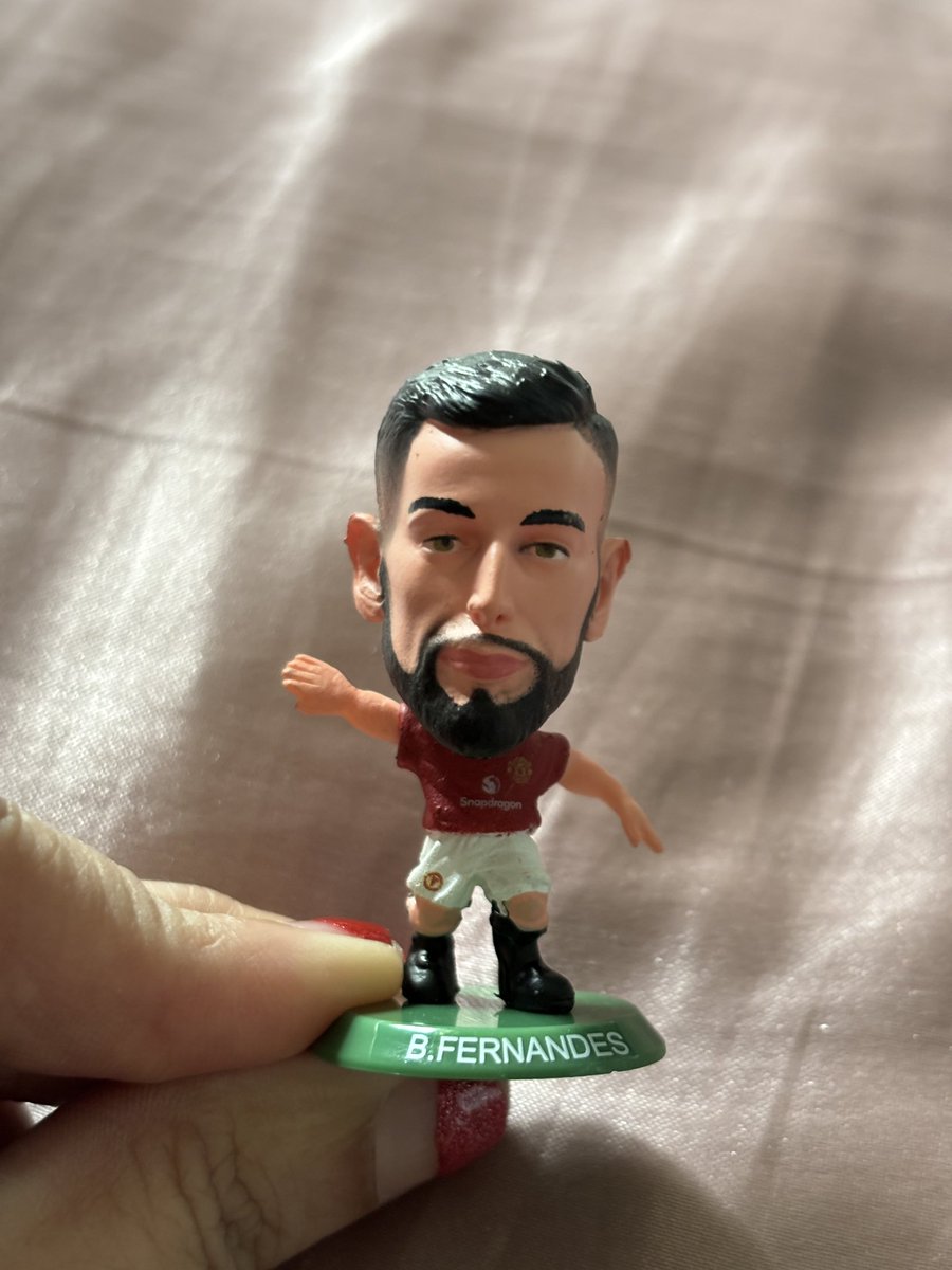 GalOutOfControl's tweet photo. Bday ๐ by my brother. Last of the lot.
Fetched straight from Old Trafford โค๏ธ
Immediately after these were taken Amorim was sacked ๐
I miss saying โHey You โค๏ธ๐โ to Amorim on every #matchdays.
Bruno pls never leave us ๐ซถ๐ป https://t.co/cCLIMk67MC