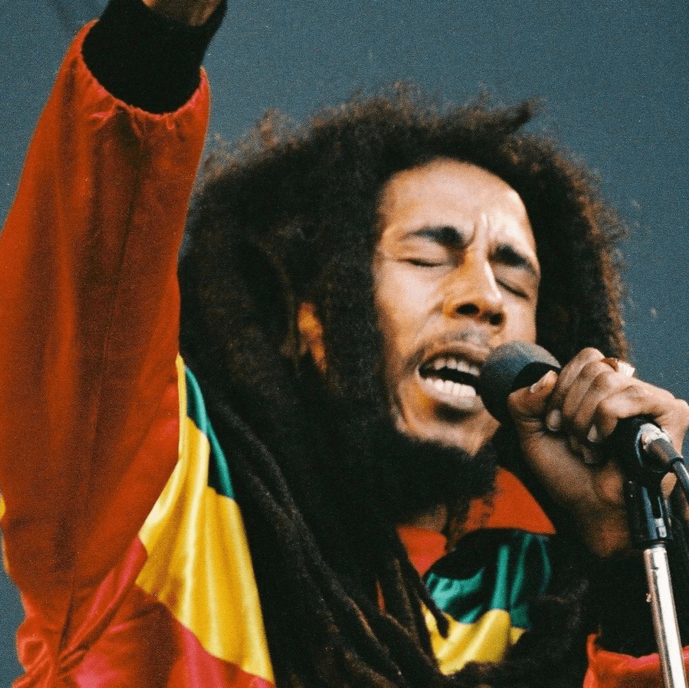 Man Savings tweet media