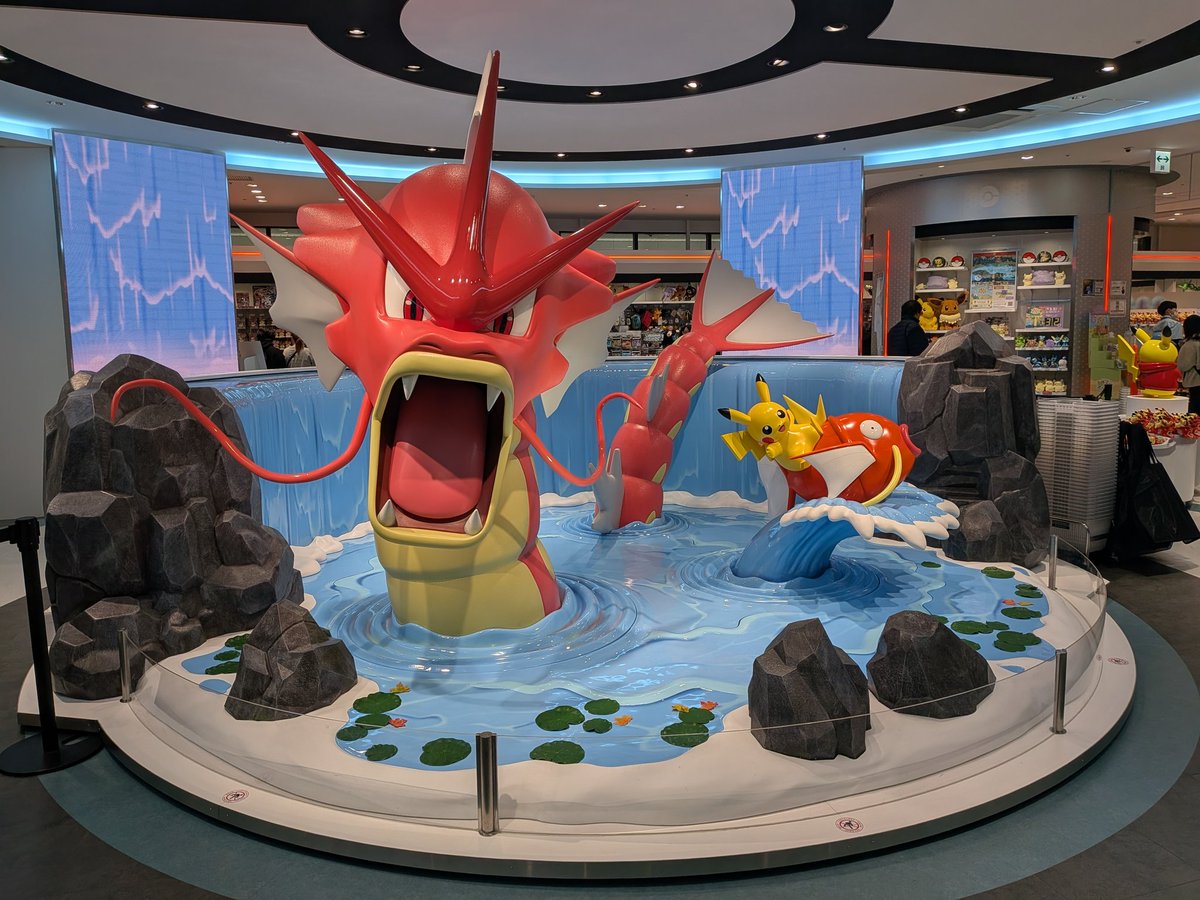 初めてのポケモンセンターが広島になるとは思って思わんかった