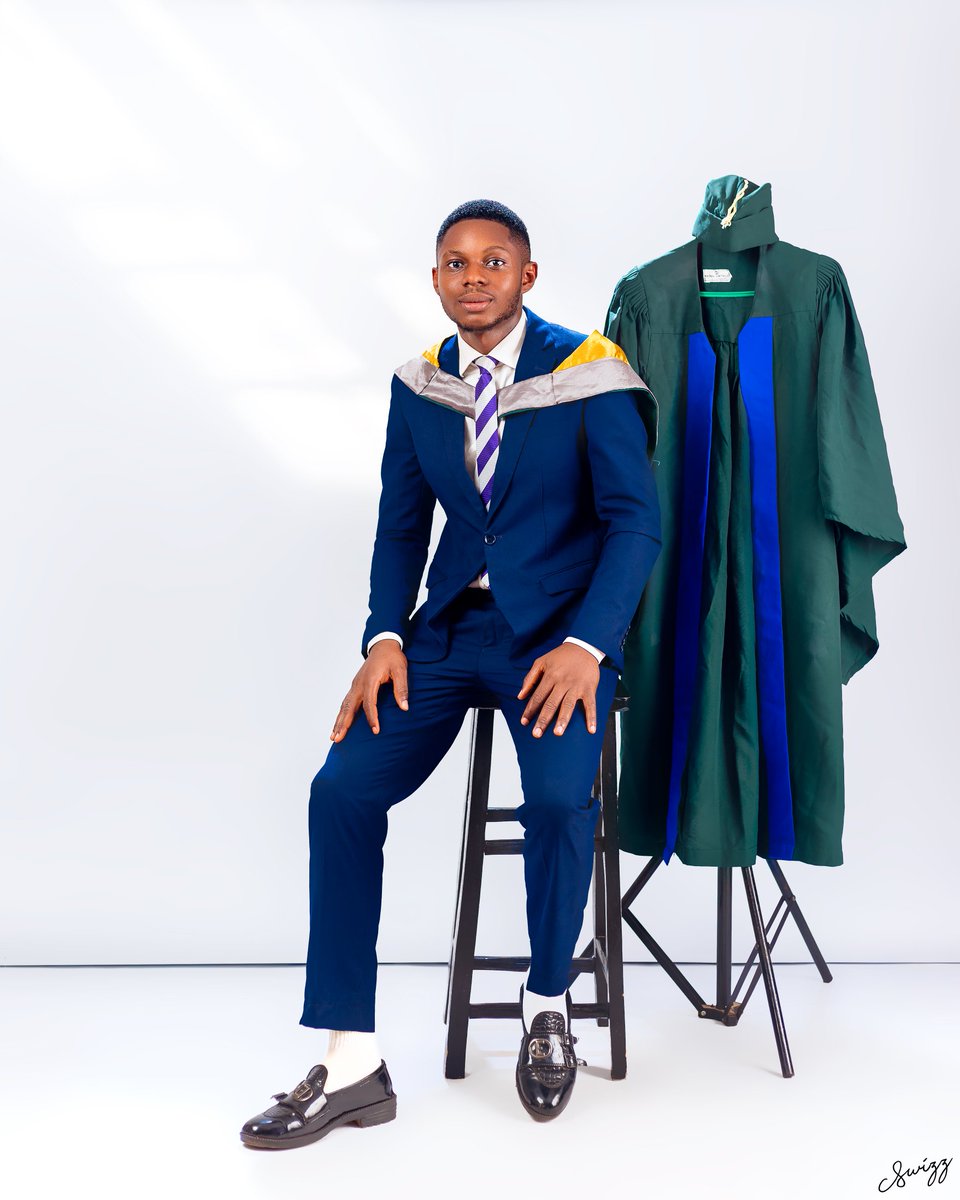 Congratulations 🎉👏 
Convocation Portrait 🎓