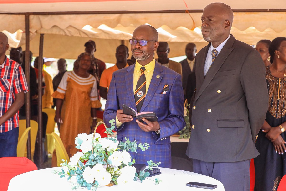 Denis Hamson Obua tweet media