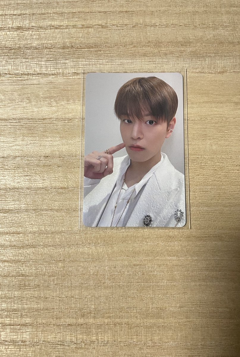 ありー tweet media