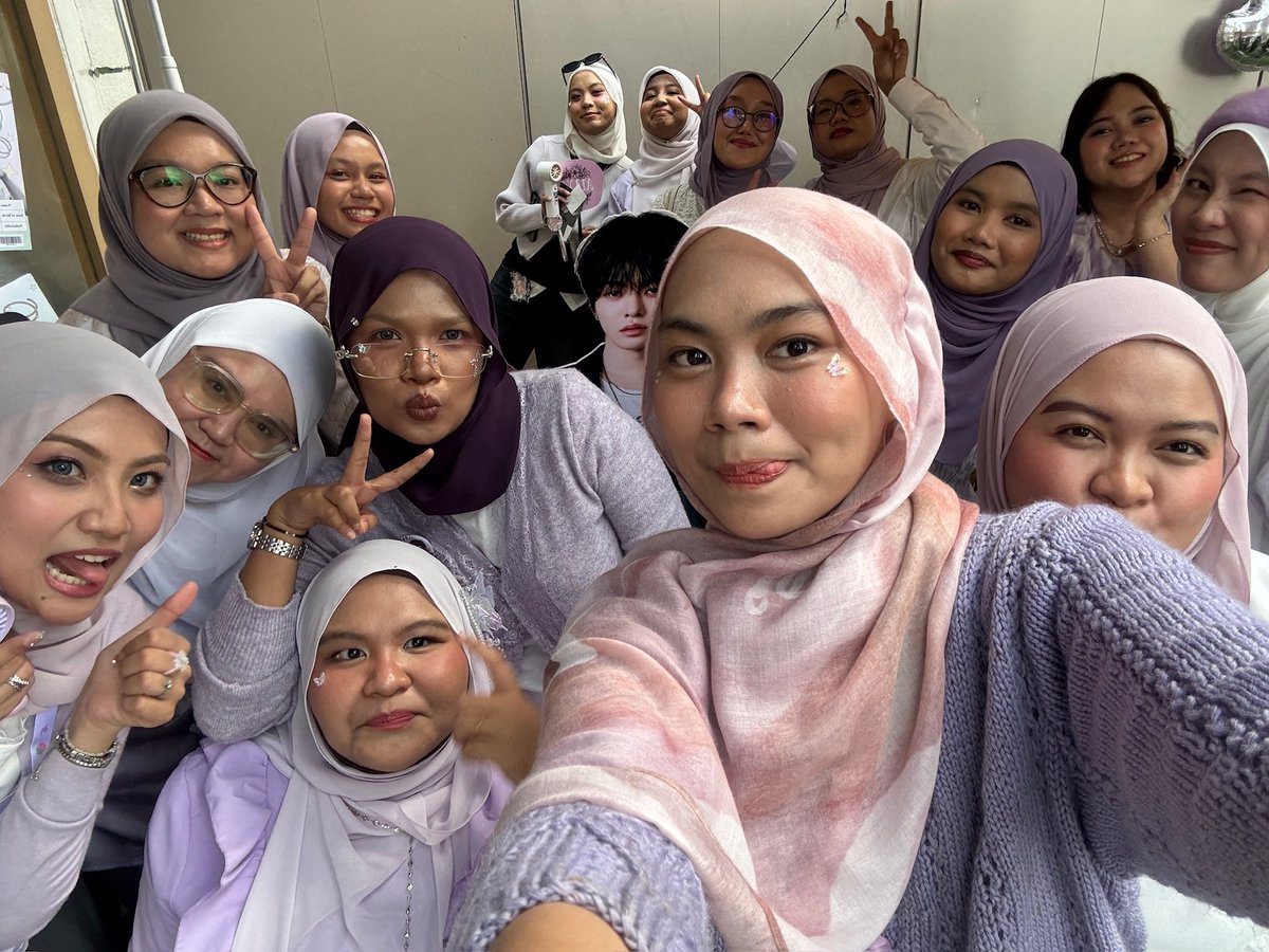 dayana ¨̮ ᪤ tweet media