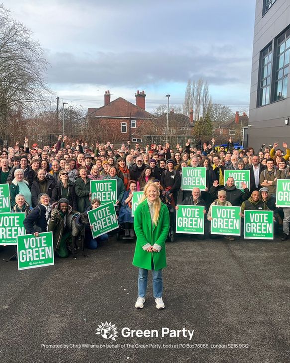 ⤴️ Massive power in Gorton and Denton already.

🛑 Amazing to see so many people rallied against reform.

🌊 Sending our Manchester friends hope and success from Worthing!