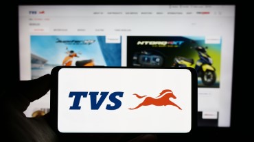 InformistMedia's tweet image. #TVSMotor said January two-wheeler dispatches rose 28% YoY to 494,195 units, led by strong motorcycle and scooter sales; including three-wheelers, total sales climbed 29% to 511,766 units.

More Details Here:
informistmedia.com/EquityWire/438…