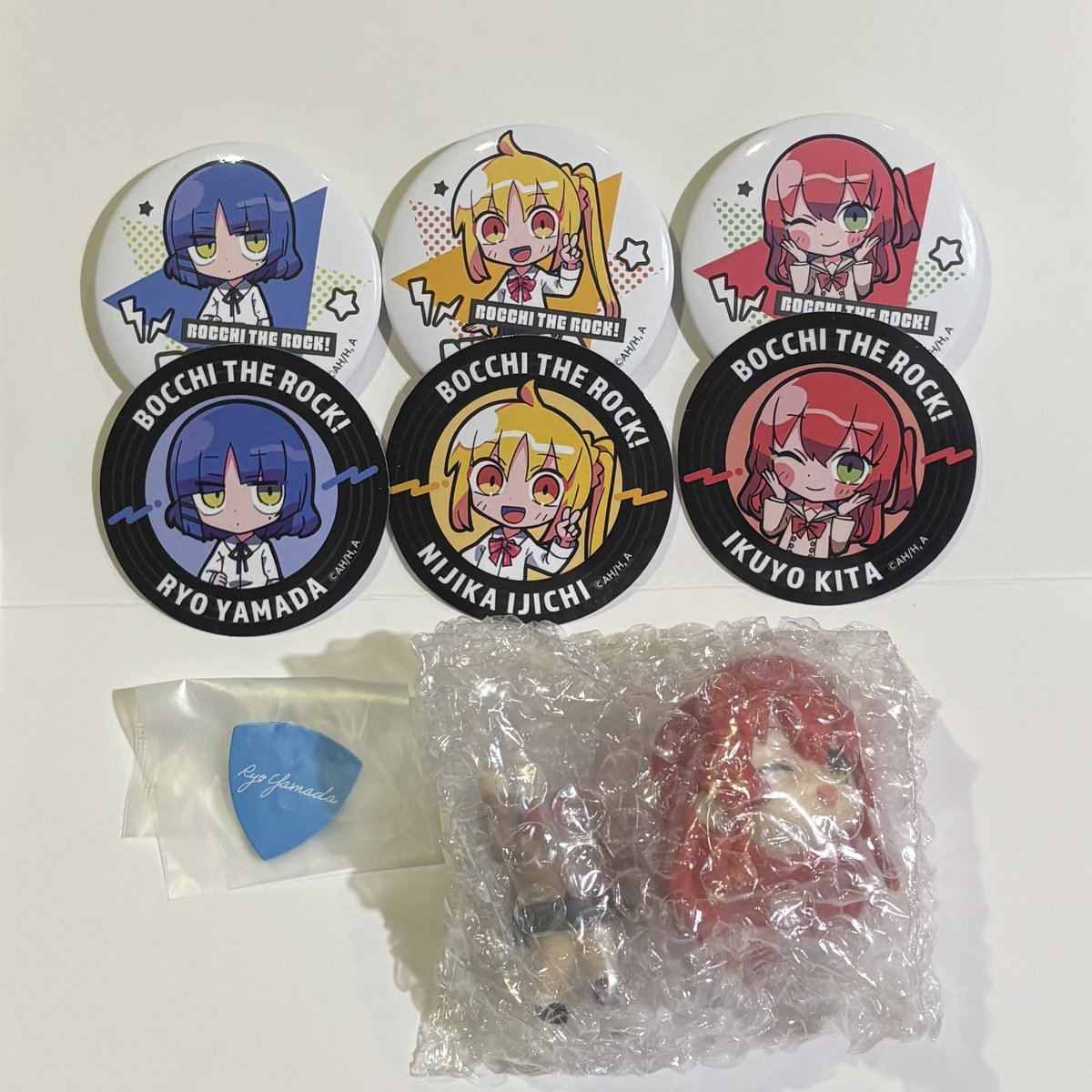 ksh_elvis_'s tweet photo. ぼっち・ざ・ろっく！ ぼっちざろっく ぼざろ 寺田てら くじラック ねんどろいど 缶バッジ ステッカー フィギュア 交換

譲 : Q賞 山田リョウ 伊地知虹夏 喜多郁代
求 : 後藤ひとり
       ねんどろいど → 後藤ひとり(メイドver)

よろしくお願いします🙇🏻 https://t.co/XraiNWLRWF