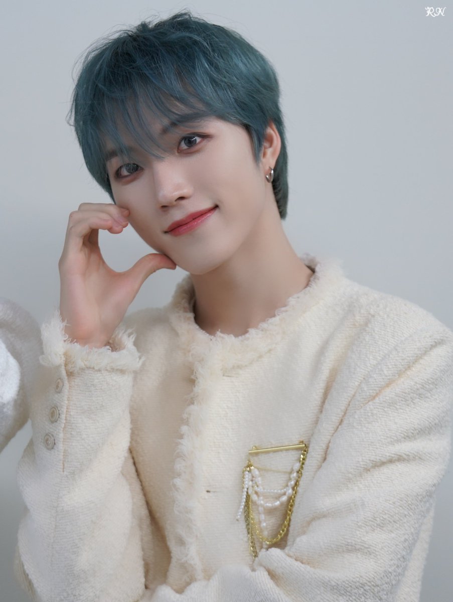 260131
𝗔𝗜𝗠𝗘𝗥𝗦 𝟭𝘀𝘁 𝗙𝗔𝗡 𝗖𝗢𝗡𝗖𝗘𝗥𝗧 '𝗪𝗶𝗻𝘁𝗲𝗿 𝗖𝗼𝗻𝗳𝗲𝘁𝘁𝗶' 𝗜𝗡 𝗧𝗢𝗞𝗬𝗢
SHOWCASE 

#AIMERS #에이머스 
#우영 #WOOYOUNG