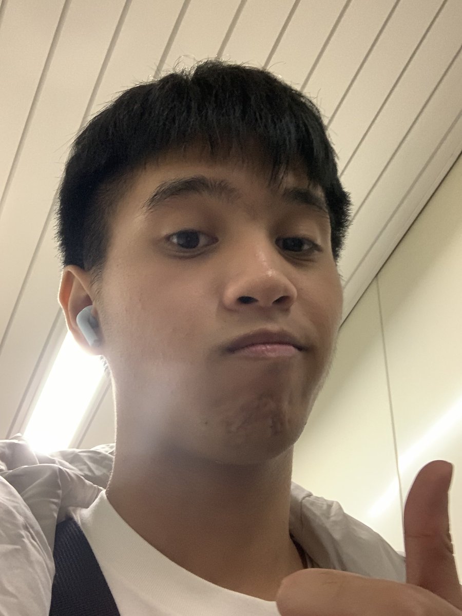 Fropthefrog12's tweet image. ✨오늘만 I love you
愛してる 사랑해라 말하고✨

#ONEDOORSelcaDay #ODSD #BOYNEXTDOOR
#보이넥스트도어 #WOONHAK #운학