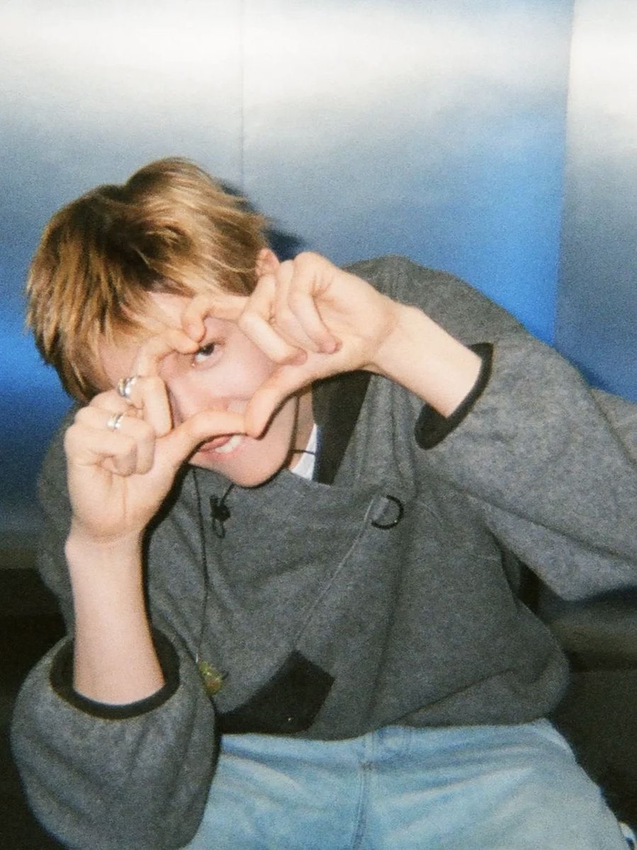 RT DEAL FOR MARTIN - PODOAL MARCH BIRTHDAY | #MARTIN #마틴 

🗳️ 1,000,000 ALS 
⸻ ׂ⋆.˚࿔ sponsored by <a href="/meuusyal/">⋆˙ ִֶָ 𐙚˚࿔ meu ✿ ִֶָ˙⋆</a> 

Rules:
𐙚 Follow <a href="/meuusyal/">⋆˙ ִֶָ 𐙚˚࿔ meu ✿ ִֶָ˙⋆</a>
𐙚 RT &amp; Like this post
𐙚 Vote for CORTIS at HMA 
𐙚 Drop 250 proof with FOR #MARTIN #마틴

ִֶָˑ𑁍 February 2, 10 PM KST