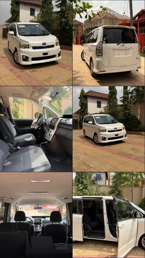 Austine0315's tweet image. 2013 Toyota Voxy
Cleared this week🔥

Dm for specs……#Available