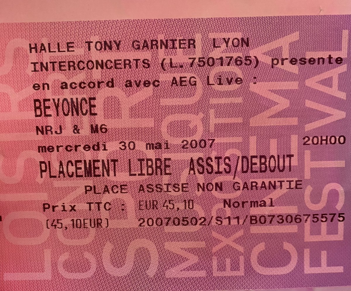 Je viens de retrouver mon billet de mon premier concert de Beyonce et bah niveau prix c’était autre chose 🤣🤣🤣 ca fait rêver aujourd’hui lol 😂