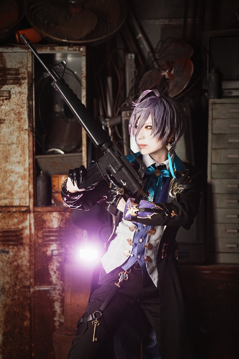 【Cosplay】 🌈🕒/🫖🌿
重(銃)課金榊
今出さないともぅ出しどころが.....
片手打ちは、無理やて....腕も課金ですか？
photo:<a href="/MiyahaSho/">ミヤショウ</a> studio:<a href="/yahiro_studio/">studio continue09</a>