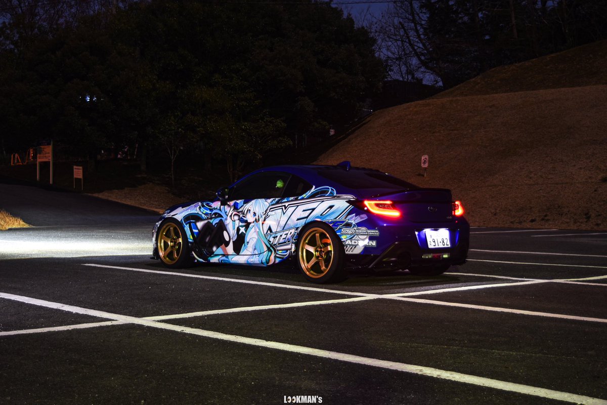 unicorrn016's tweet image. 【ご報告】

 　　共鳴する夢＜ねがい＞は、
　　　　世界を変える力になる…
　　　　　　さあ、一緒に行こう！

モンスターストライクより「ネオ」貼らせてもらいました！
初痛車なので界隈の方よろしくお願い致します🙏
#モンスト #ネオ  #痛車

お世話になった人たちはツリーへ