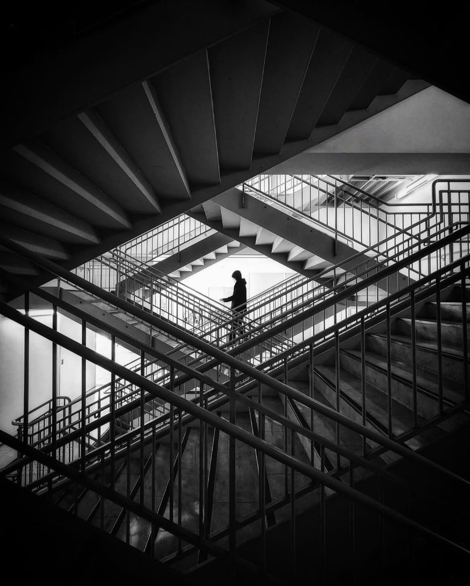 the_gpc_'s tweet photo. Tokyo in Black&amp;White 📸
By: monkichi823 https://t.co/U8nCLykaix