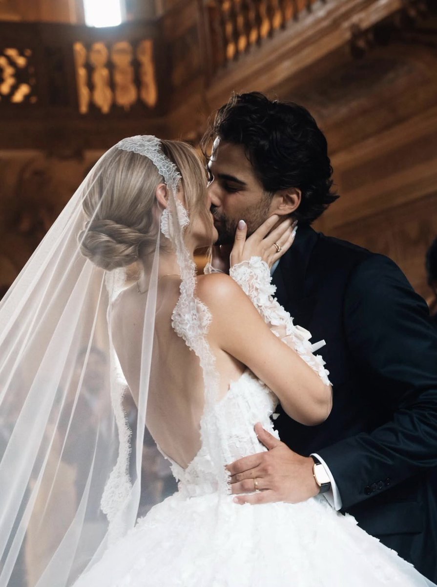 mrs. olsen moretti 💌 tweet media