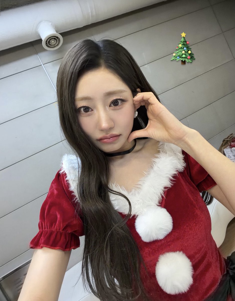 KIOF_ARCHIVE's tweet photo. [버블] 251225 쥴리 1/2

#KISSOFLIFE #키스오브라이프 #KIOF #키오프 #キスオブライフ #JULIE #쥴리 #ジュリー https://t.co/6ectEuVrOd
