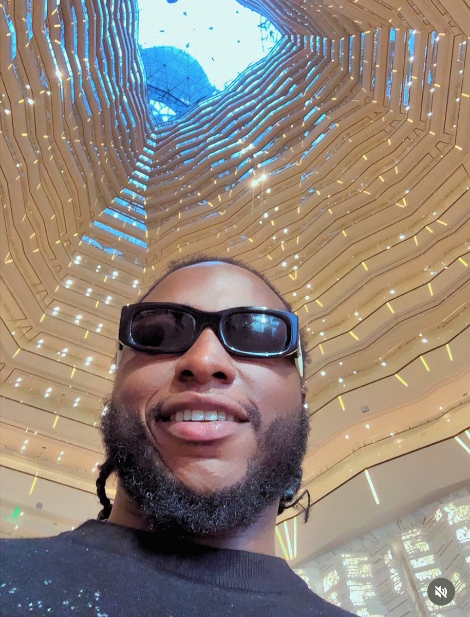 djkaywise's tweet photo. I just dey smile since morning 😁👑 #BillyDJ https://t.co/wzCbdCdPRo