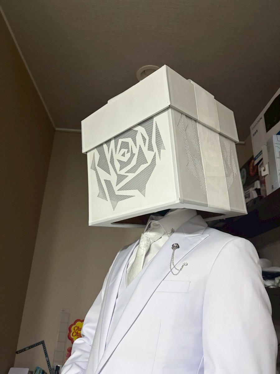 脱色した

#異形頭
 #ofjecthead