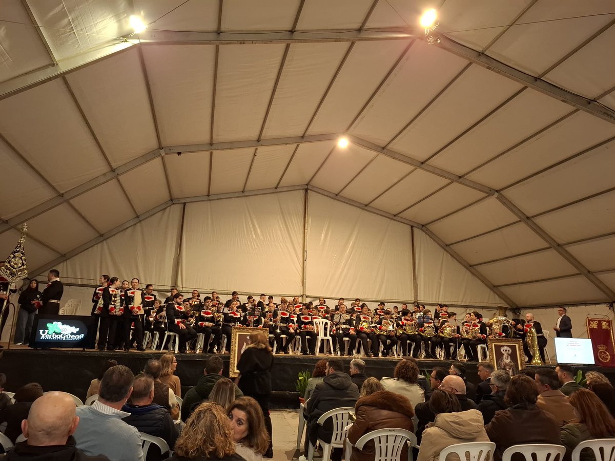 NazarenoSalud's tweet photo. Ayer nos desplazamos hasta Campillos para acompañar y presenciar la actuación de nuestra querida @AmEstrellaJaen en el XXXI Certamen de Marchas Procesionales.

Nuestro agradecimiento a la banda por el cariño y la magnífica interpretación ofrecida.

#CofradíasMLG https://t.co/j7Y0NHPRUO