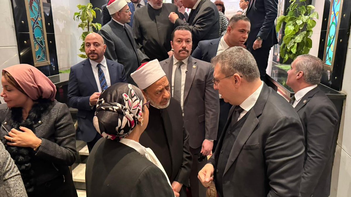 osbu_org's tweet photo. فضيلة الإمام الدكتور أحمد الطيب يستقبل الإعلامي الإعلامي الدكتور عمرو الليثي، رئيس اتحاد إذاعات وتلفزيونات دول منظمة التعاون الإسلامي.
#osbu
#منظمة_التعاون_الإسلامي
#اتحاد_إذاعات_وتلفزيونات_دول_منظمة_التعاون_الإسلامي
#شيخ_الأزهر
#رئيس_مجلس_الوزراء https://t.co/pphW6xntCy