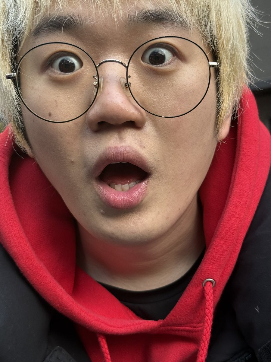 firegaemiii's tweet photo. 얘 왤케 오랜만이지? 나 만담 ㅈㄴ 열심히 보러 다녓는데 https://t.co/069zms33aF