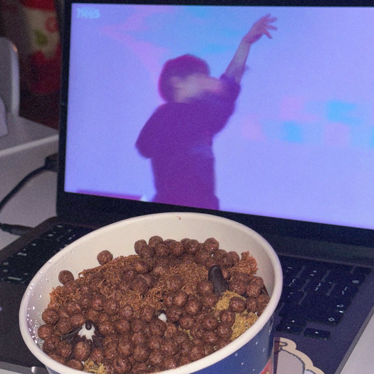 everlasting1m's tweet photo. 창균이님... 여전히 마니 응원합니다...
언젠가 우리 또 같이 놀자 https://t.co/8qZYb37k81