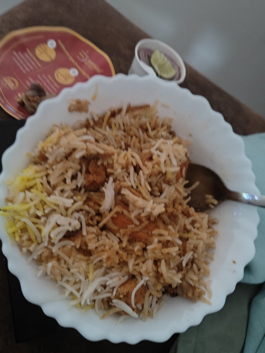 EditorNaive's tweet photo. @biryanibykilo ordered briyani from the app, the food is tasting weird and the support number in the app was picked up by someone who started using slurs. 

What a terrible experience . 

Stale chicken and weird taste with the rice. Waste of time and money. https://t.co/ZfNZcozDLI