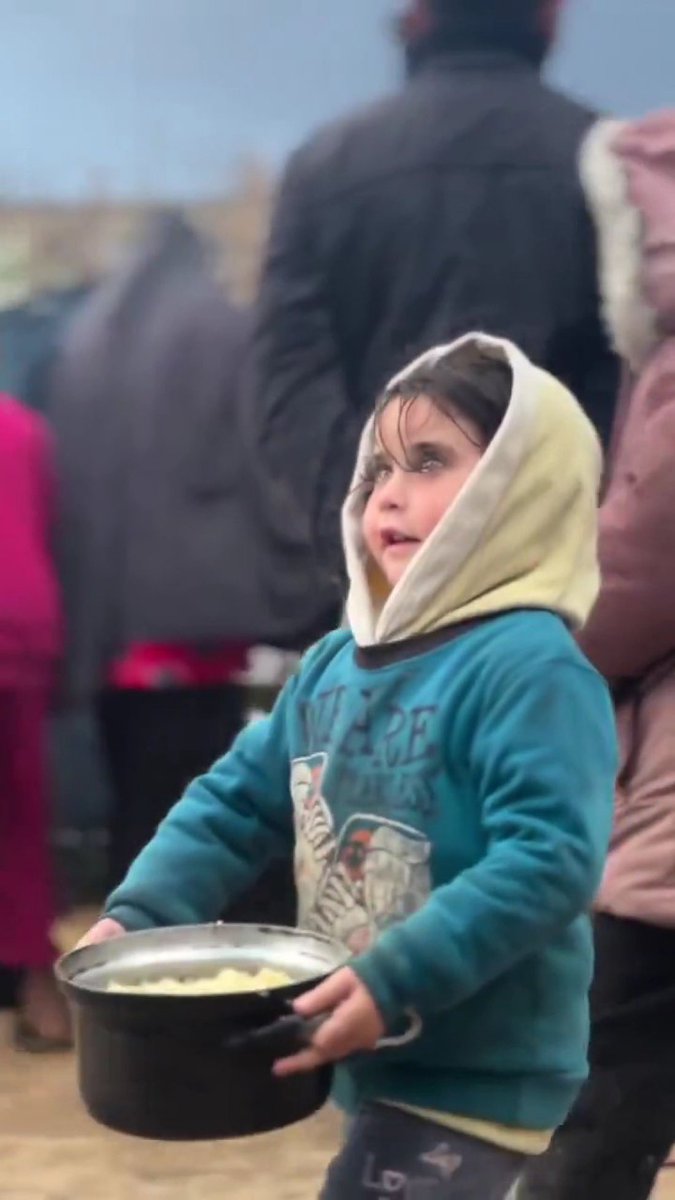 MotazSaleh2001's tweet image. Humanity check ✔️ 💔
If you see this little angel, reply with 🇵🇸 💔