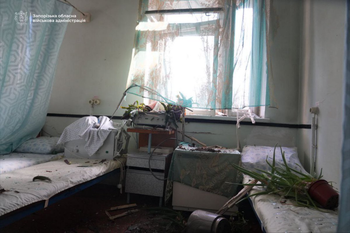 IrynaVoichuk's tweet photo. ❗️This is a maternity hospital in Zaporizhzhia after a russian attack.

Six people were injured. https://t.co/hN2kQX5dkU