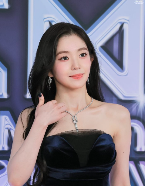 Irene of Red Velvet confirms she is currently preparing for her solo album.
