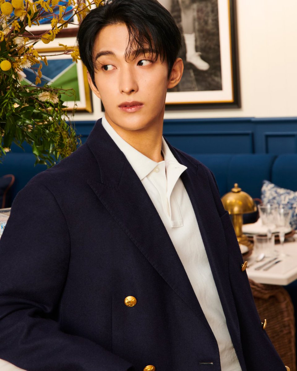 RalphLauren's tweet image. At the #AustralianOpen with #DK.

In classic #PoloRLStyle, the singer celebrates the final match of the tournament with Polo Ralph Lauren.

#AO26