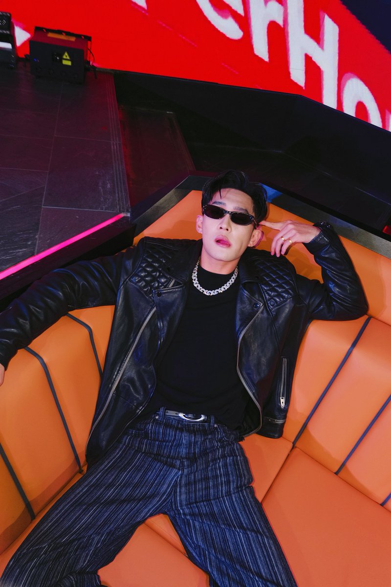 gao_guei's tweet photo. 熟悉的最���味🕶️
@_GentleMonster_ https://t.co/aw9wx1oqml