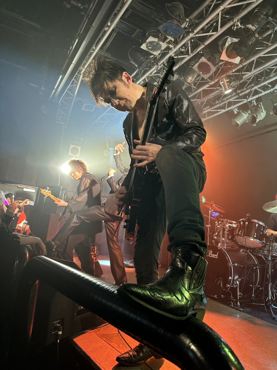 DAISUKE280Z's tweet photo. 先日のプレハは…お月見できそうで純情な町田っ「ぽい」セトリを組みました。
今回のみかもしれない曲だったり、人知れぬ貴重な曲だったり、ミスがあるのでリベンジ出来るのはいつになるやら…汗
#CSAYDØ
#DSHADE
#MAYfeat栄喜
#SIAMSHADE
#ひがまつり
#YUJI
#栄喜
#NATCHIN
#KEN https://t.co/I4SewA4NFm