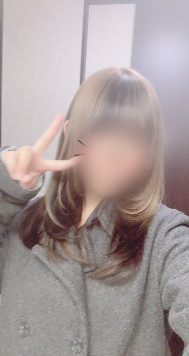 髪色変えた！陰キャピース🍥