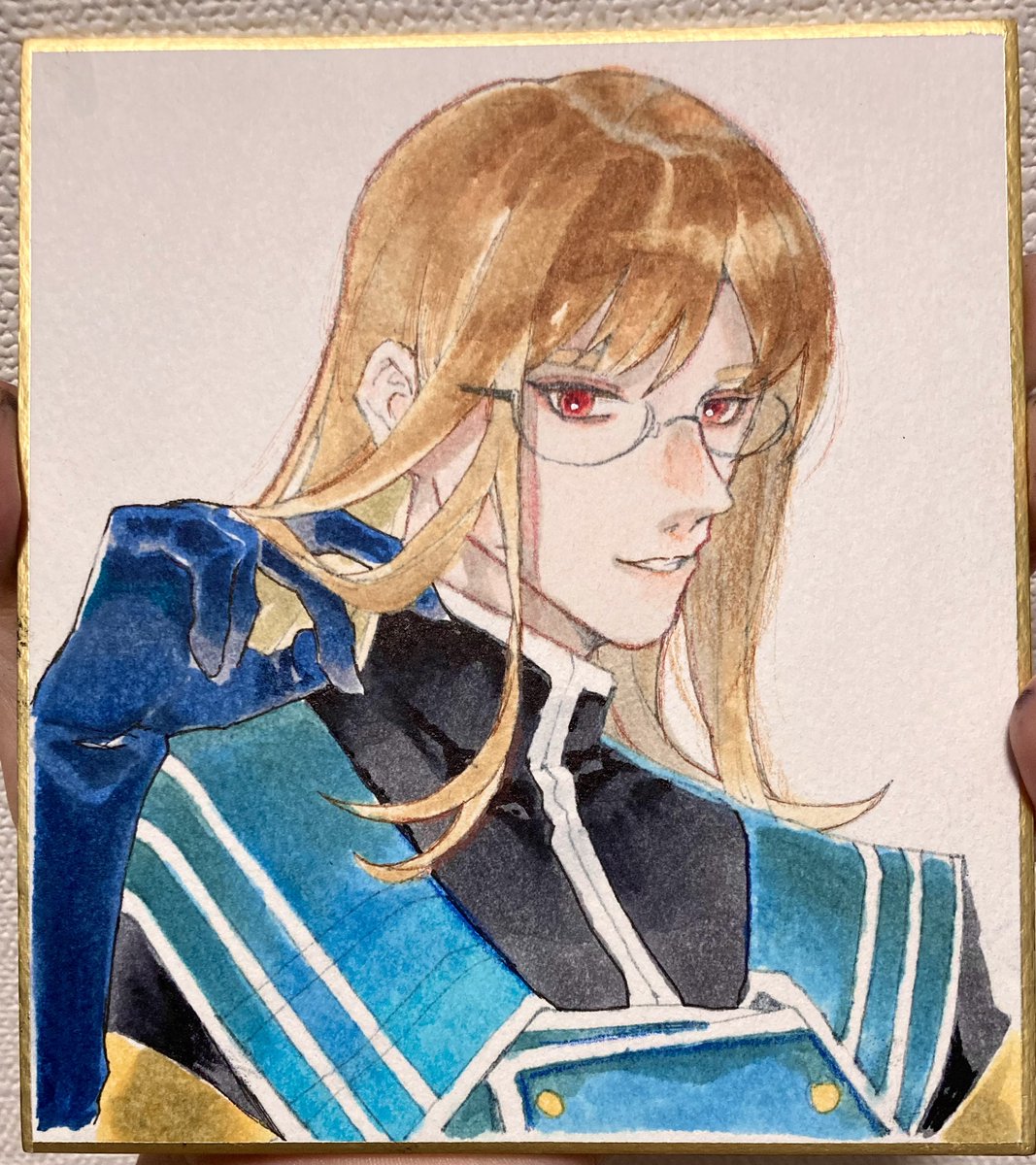 「色紙描いたぽい また軍服のデザインをミスってしまったので薄目で見てほしい」|ルチルのイラスト