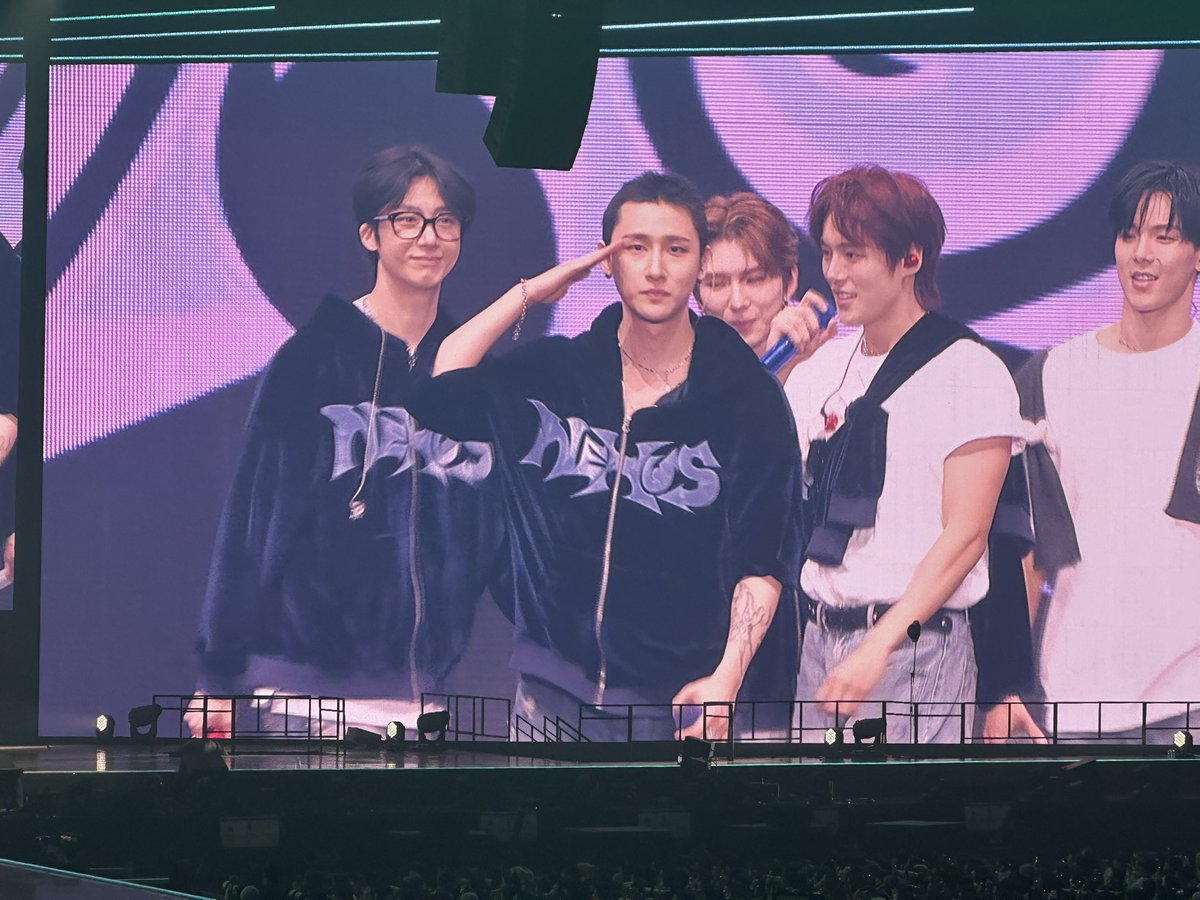bigmonstas's tweet photo. no bc one minute they’re shaving the maknaes head, the next they’re teasing new music. DONT GO TO A MONSTA X CONCERT https://t.co/fF5GskfZQ8