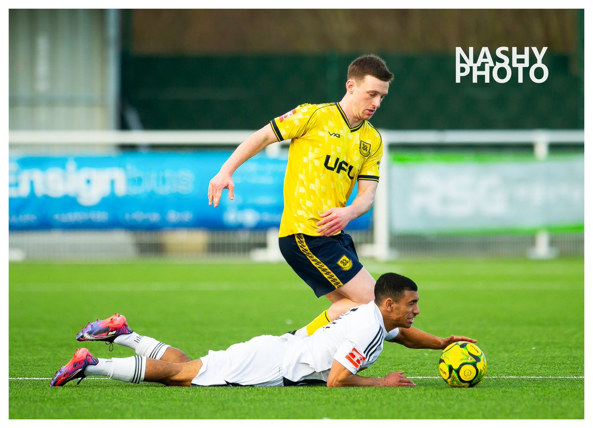 Nashyphoto's tweet photo. First four from yesterday's rather "hands on" match between Hashtag United and Burgess Hill Town. https://t.co/mxCTuU8eSh